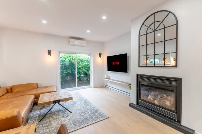 Photo - 8819 Rue Lajeunesse Unit SI FL2-ID1543099P