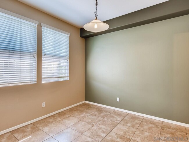 Photo - 8788 Aspenglow Pl