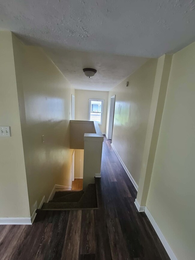 Building Photo - 134 E College Ave Unit A