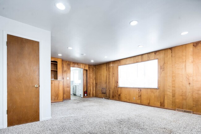 Photo - 2445 S York St Unit 1