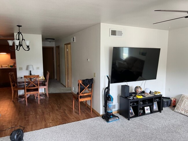 Photo - 161 E Old Hwy 16