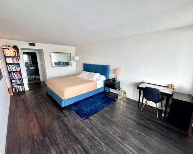 Photo - 555 NE 15th St Unidad 17K