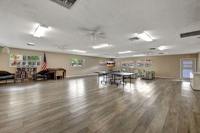 Photo - 2350 NE 14th Street Causeway Unidad 701