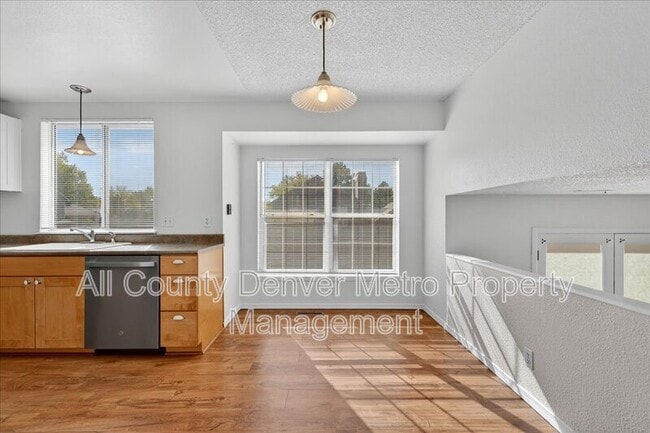 Photo - 306 Mulberry Cir