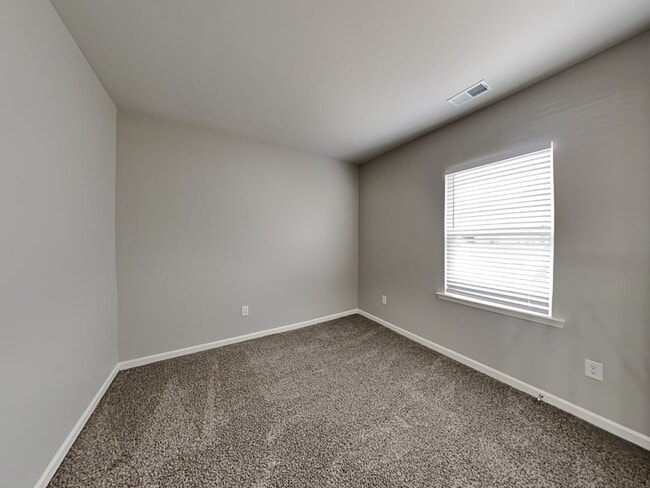 Photo - 6328 Avery St SW