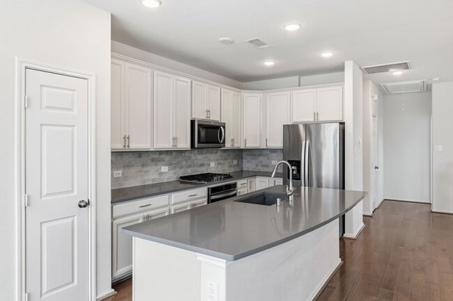 Photo - 3104 Roseland Terrace Ln