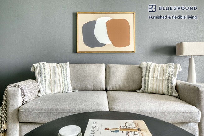 Photo - 5535 Westlawn Ave Unidad SI FL3-ID929