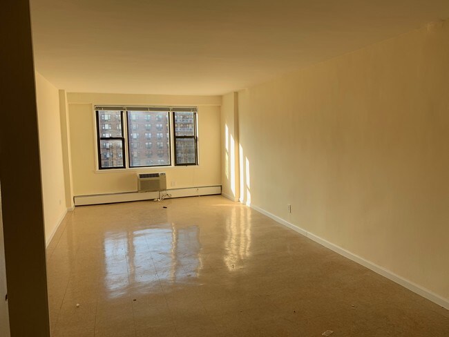 Living Room - 97-11 Horace Harding Expy Unit -