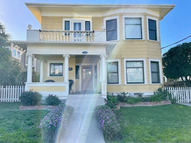 Building Photo - 3RD AVE. Unit #1