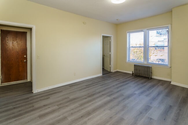 Photo - 1715-1725 E Lake St Unit 1723 Apt 1