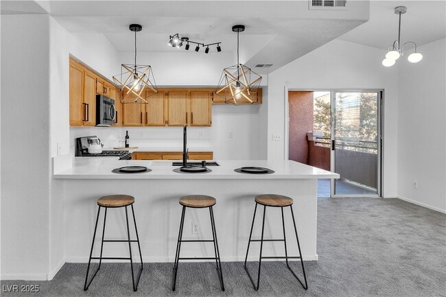 Photo - 7709 Himalayas Ave Unidad 201