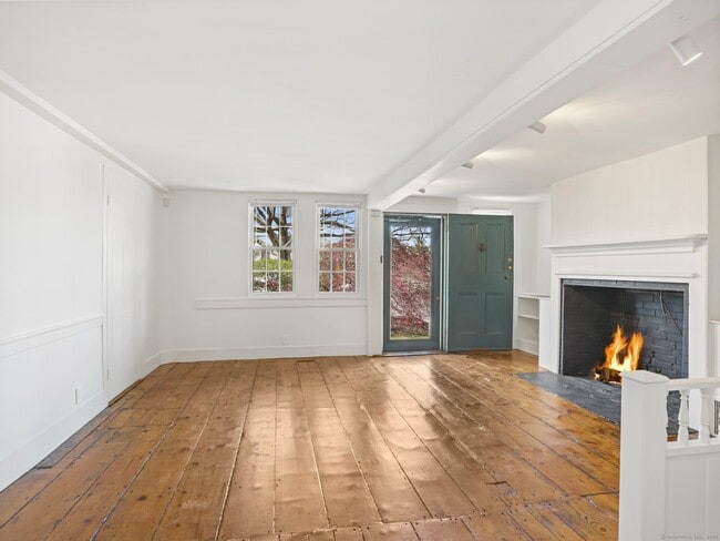 Photo - 168 Rowayton Ave Unidad A