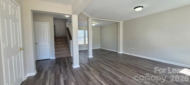 Photo - 4539 Springview Rd