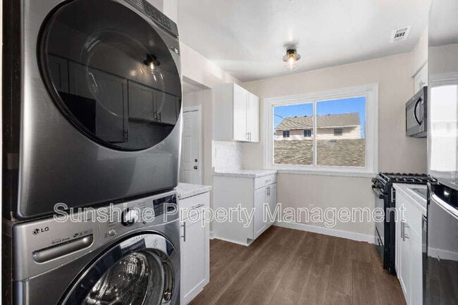 Photo - 735 W Ocean View Ave Unidad #A
