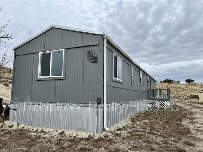 Photo - 563 Brent Dr