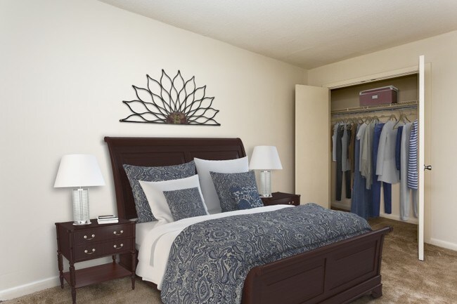 Photo - Glendale Plaza