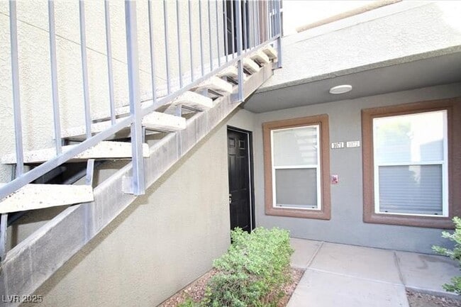 Photo - 555 E Silverado Ranch Blvd Unit 1071