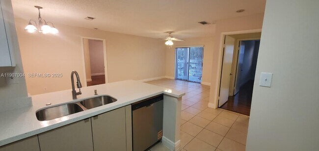 Photo - 2209 S Cypress Bend Dr