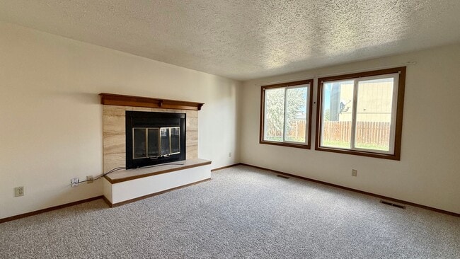Photo - Move in Ready home on Piros