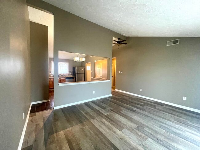 Photo - 3521 Buckhorn Dr