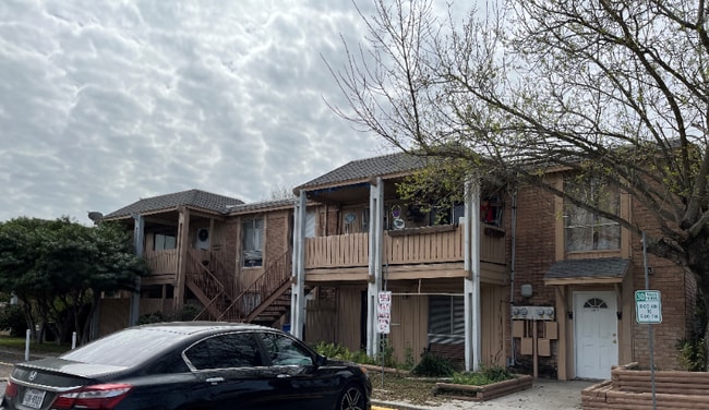 Photo - 1901 N 2nd St Unidad 505