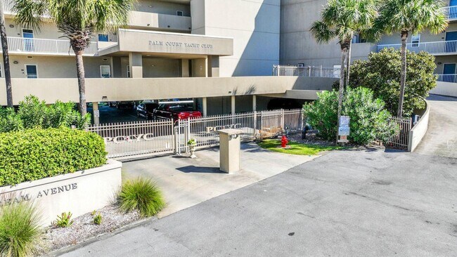 321 Bream Ave Unit 409