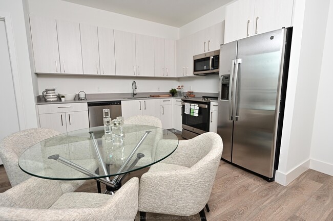 Photo - Gallery on the River