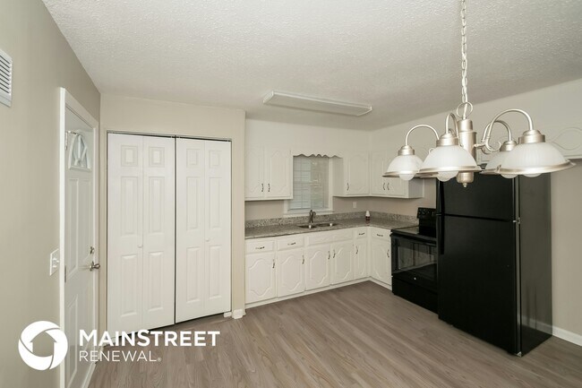 Photo - 1320 Glenwood St NW