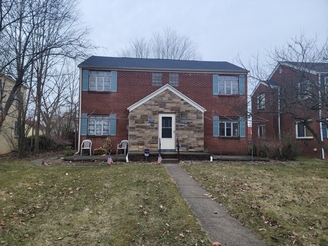 Front - 4235 Chester Dr