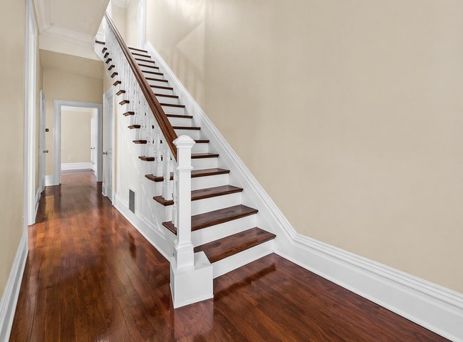 Photo - 1005 Sheffield St