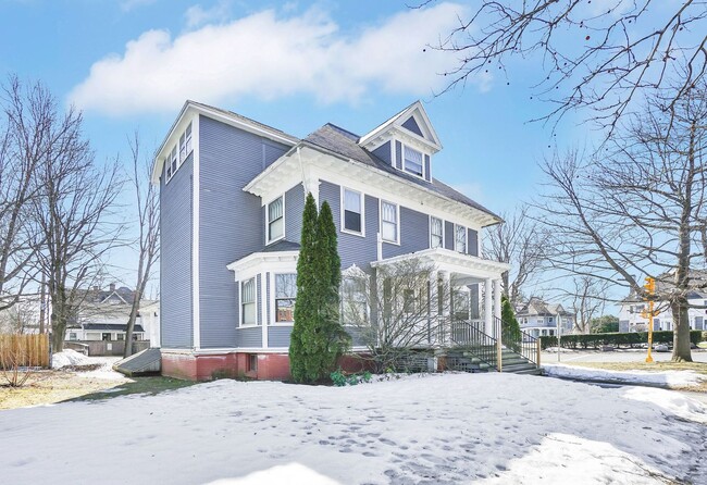 Photo - 3 Sumner Ave Unit 4