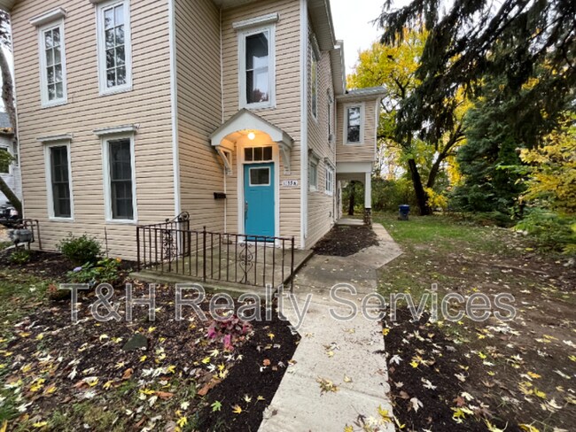 Photo - 1139 Division St. Unidad A