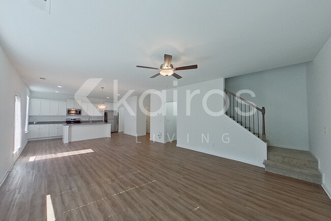 306 Silver Maple Ln