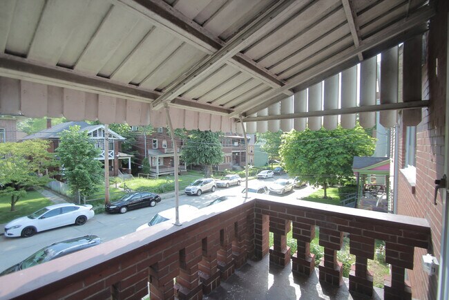 Photo - 415 Franklin Ave Unidad 2