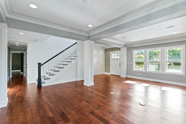 Photo - 335 Gil Blas Rd