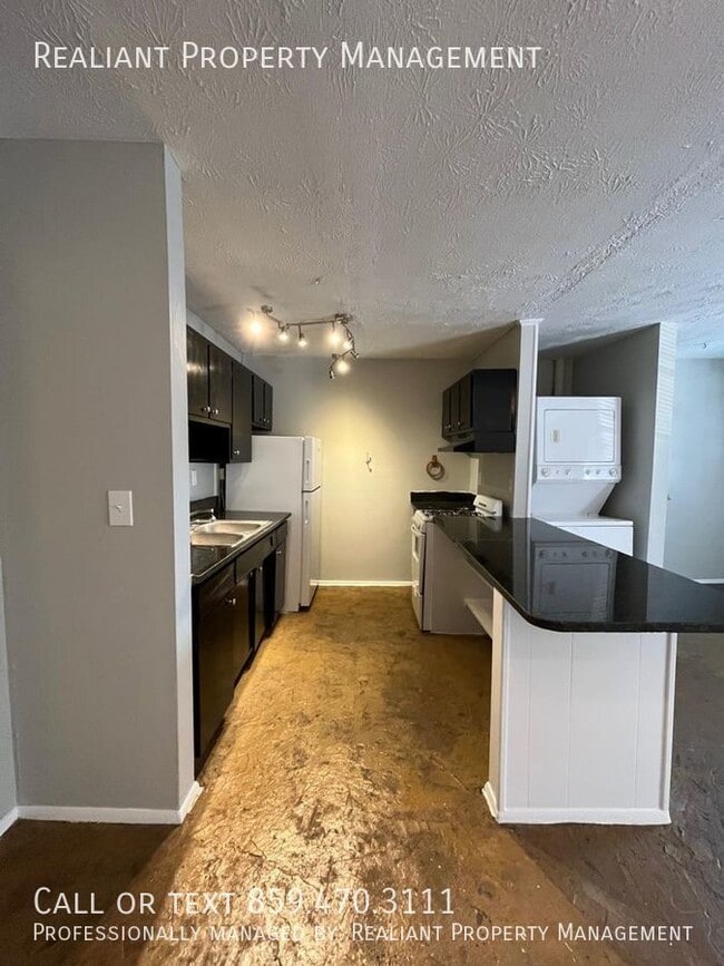 Photo - 468 N. Limestone-10 Unidad 10