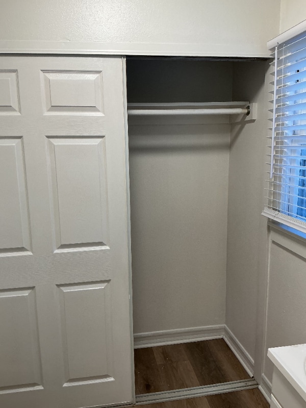 Photo - 324 E Broadway Unidad E