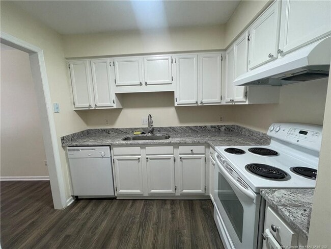 Photo - 2059 Trexler Ct