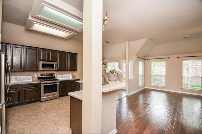 Photo - 3715 Crescent Dr