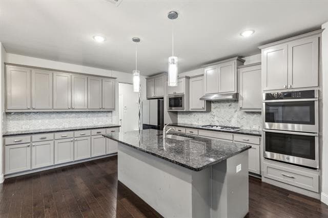 Photo - 906 Overton Ave