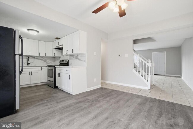 Photo - 33 Milstone Ct