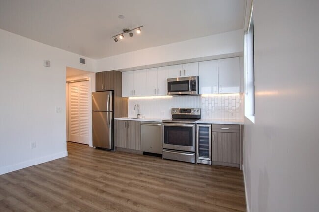 Photo - 601 Tennessee St Unit 503