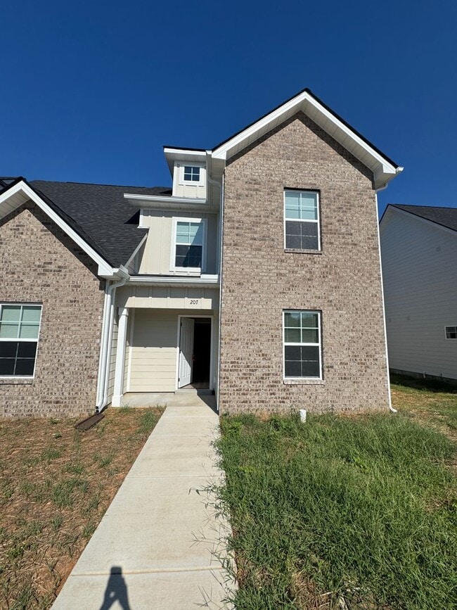 Photo - 207 Mountaindale Dr