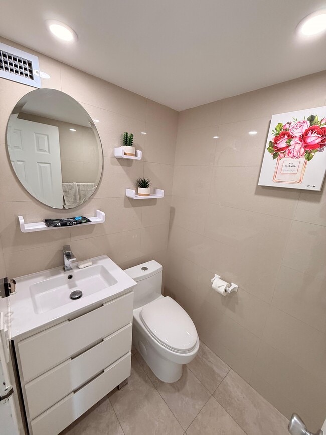 Photo - 6969 Collins Ave Unit 903