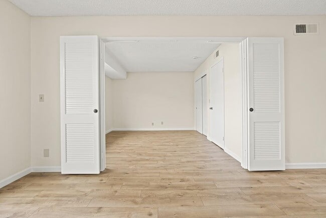 Photo - 5481 Cribari Green