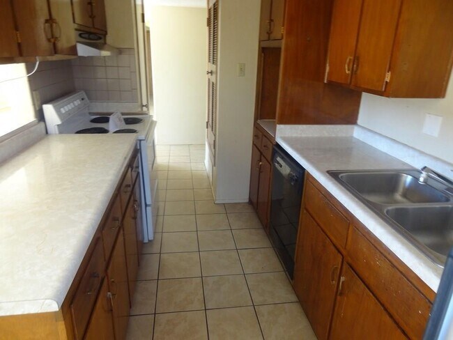 Photo - 9752 Blue Wing Dr