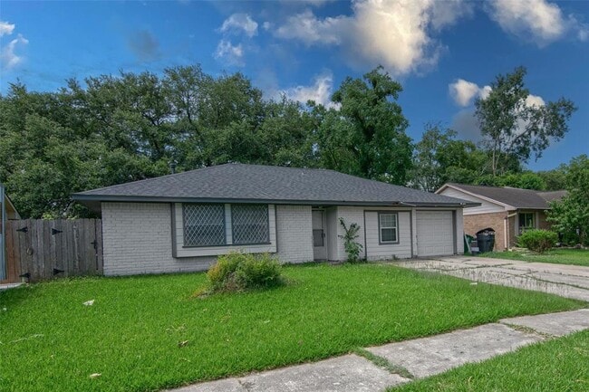 Photo - 5211 Ridgestone St House