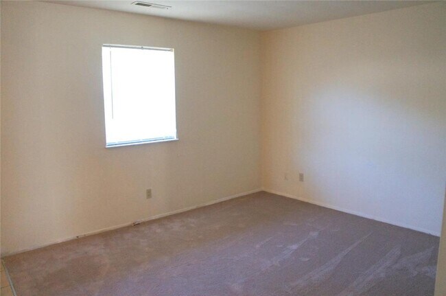 203 Howard Dr