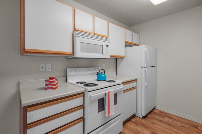 Pleasant Springs Apartments
