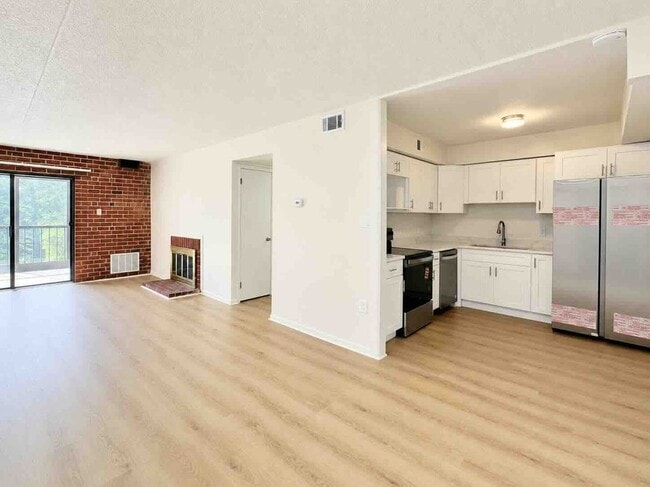 Photo - 3602 Rustic Ln Unit #133